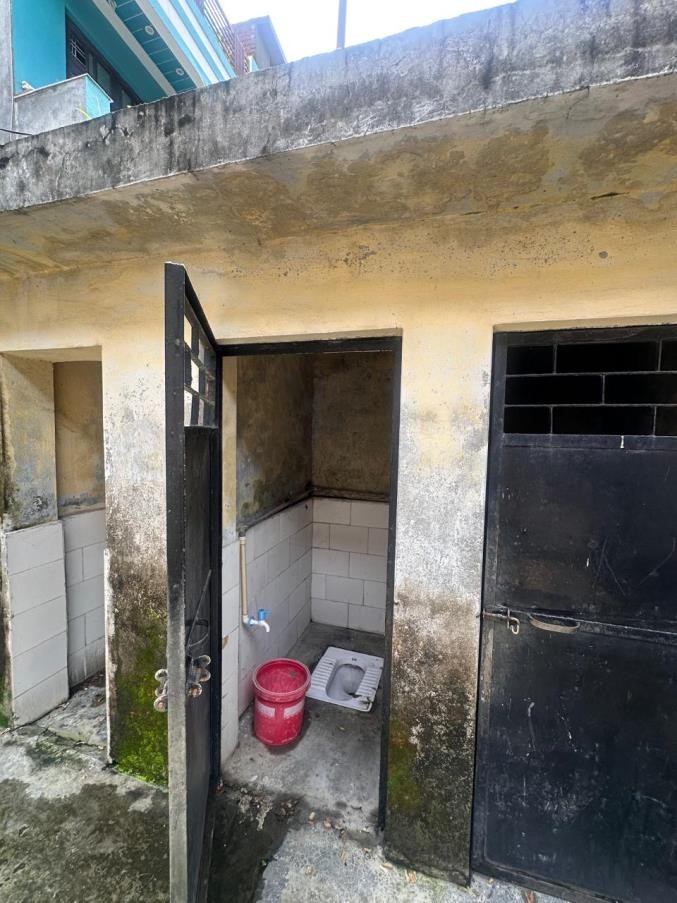 Sanitation facilities — photograph from the supplied profile